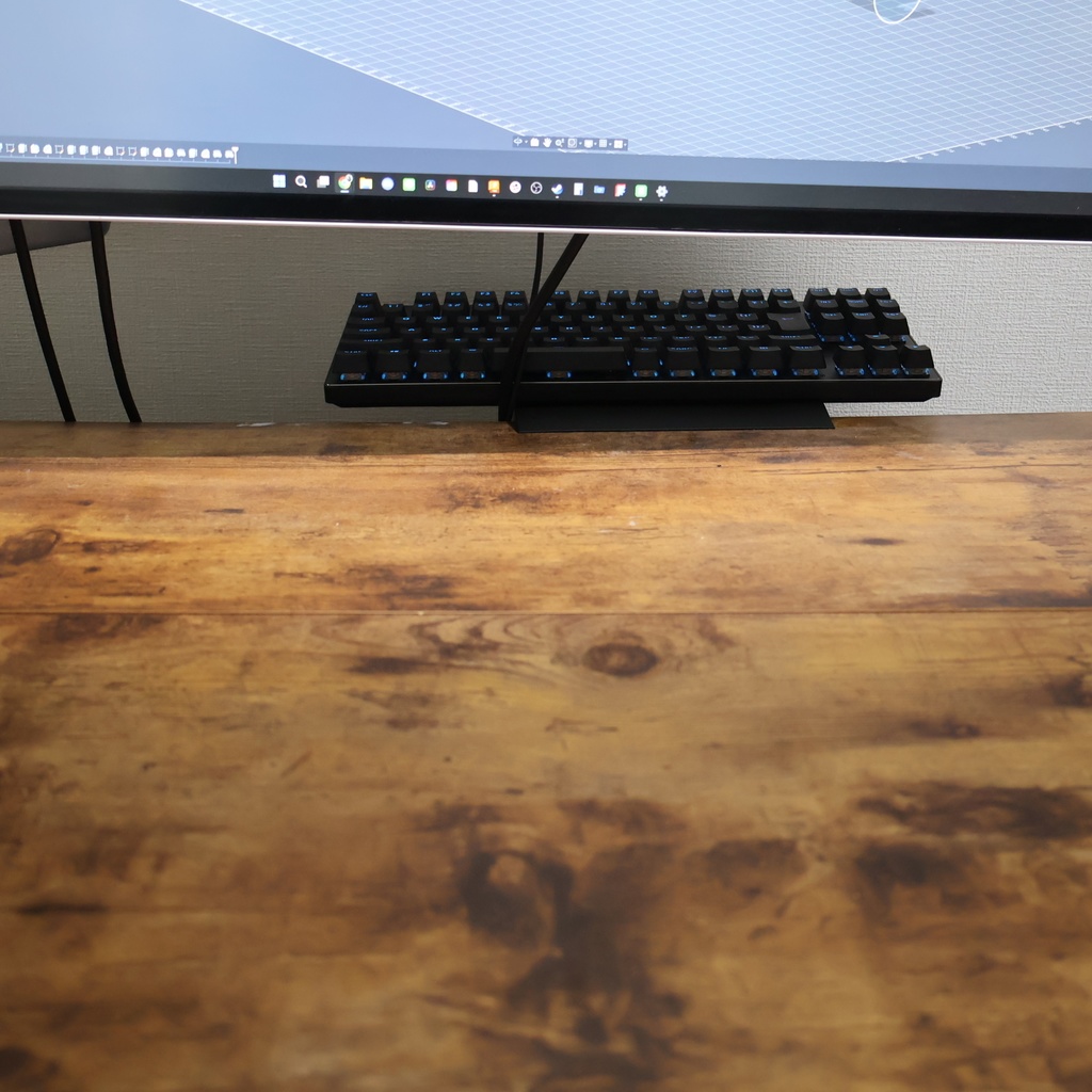 キーボードも置ける クランプ式ハンギングトレイ