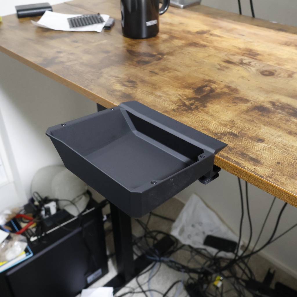 キーボードも置ける クランプ式ハンギングトレイ