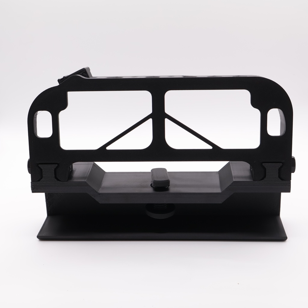 SWITCH2 クランプ式デスク下マウント