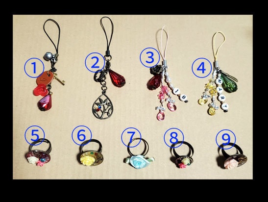 手作りIbイメージアクセサリーとかストラップとか