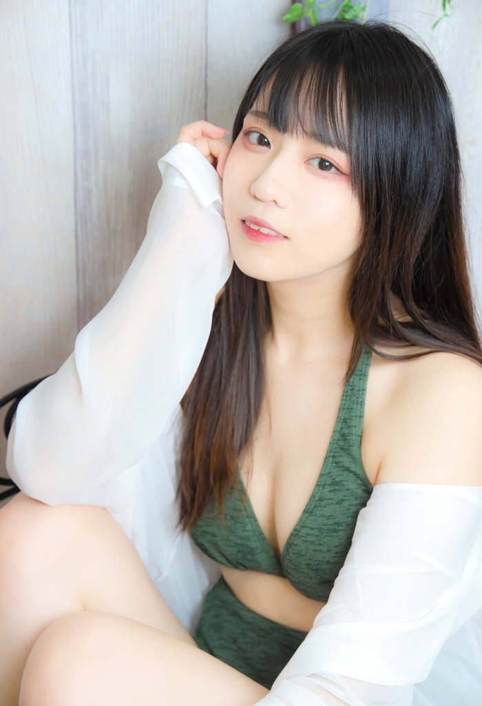 東堂海紗2nd写真集