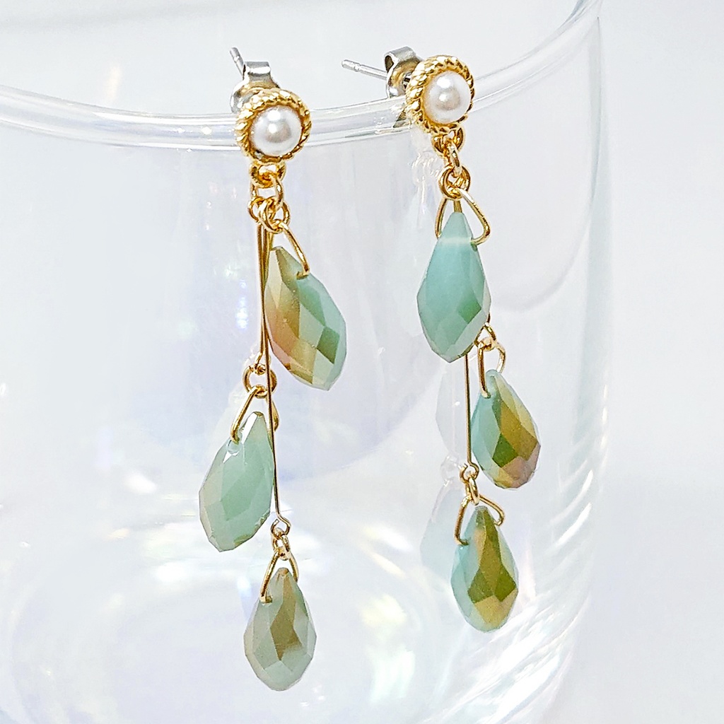 次回再販未定(C)リーチ兄弟イメージ ジェイド/フロイド ガラスドロップピアス(ステンレス製ピアス使用)