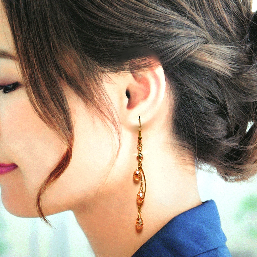 再販未定★【概念】サバナイメージ オレンジカラー ドロップ3連 シャンデリア風ピアスピアス/イヤリング