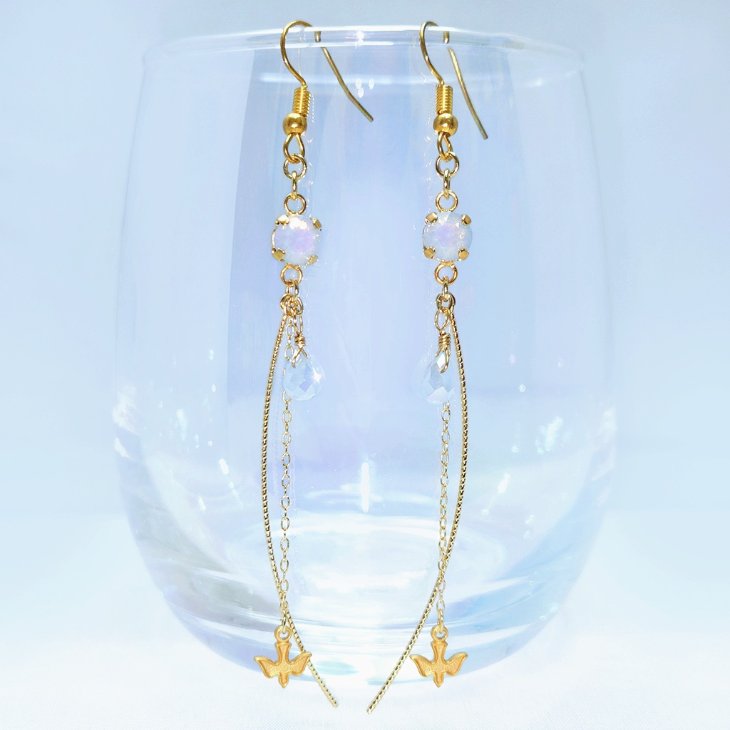 再販未定★シルバー・ヴァンルージュ ミート・イン・アドリームイメージ スワロ×ドロップ ロングデザイン ピアス/イヤリング