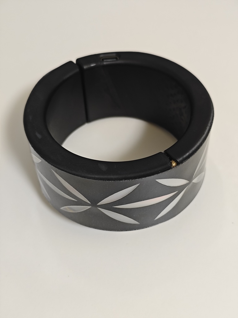 サーベイランスマシン腕輪V5