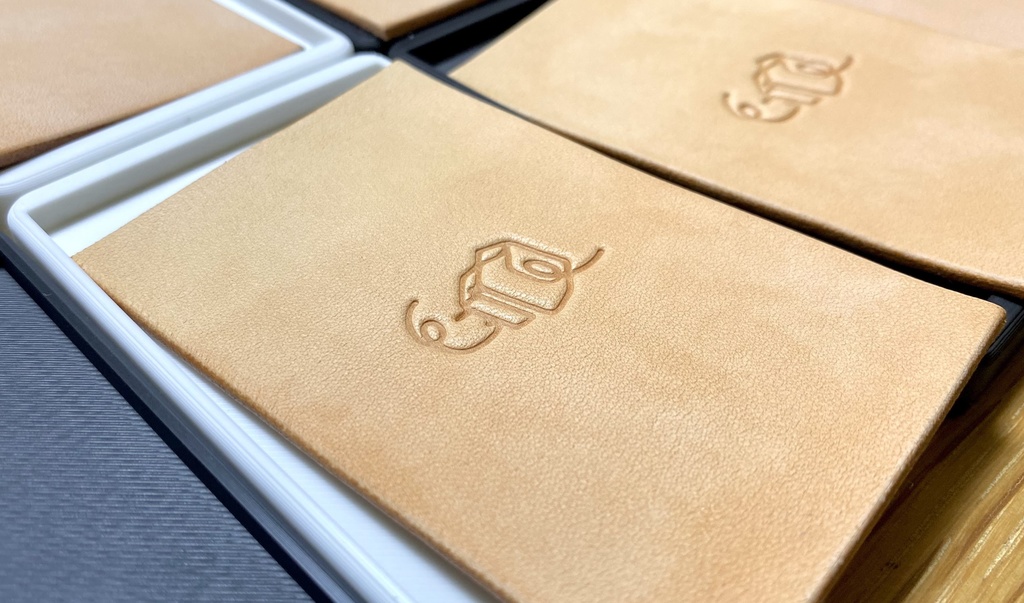 レザーのリストレスト組み立てキット