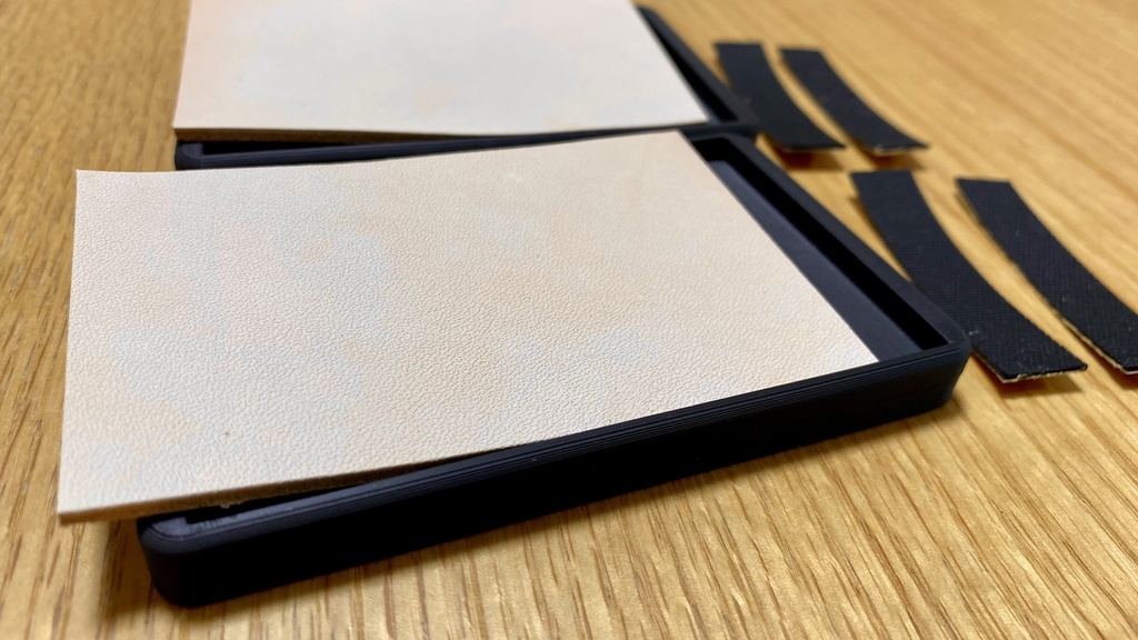 レザーのリストレスト組み立てキット