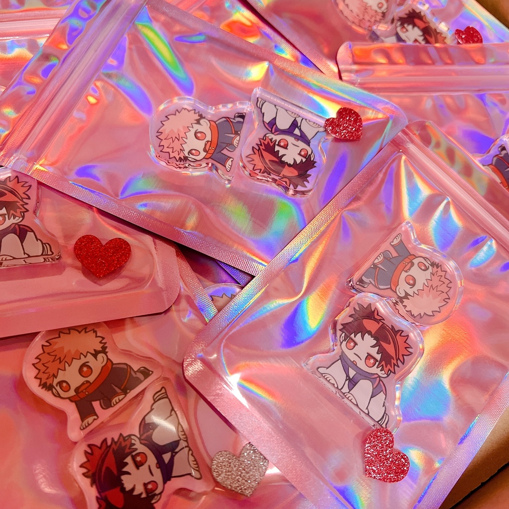 かくれんぼアクスタ 悠仁&脹相セット + ニッコリ兄のレインボーホロシール(おまけ)