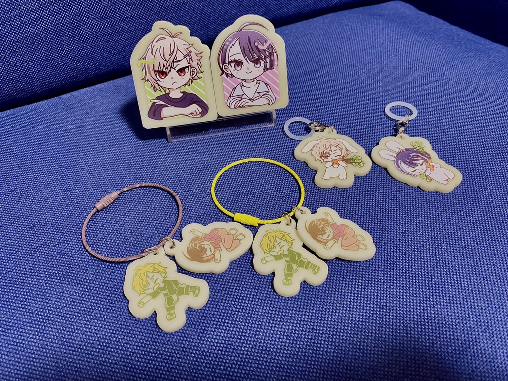 アクリルキーホルダー