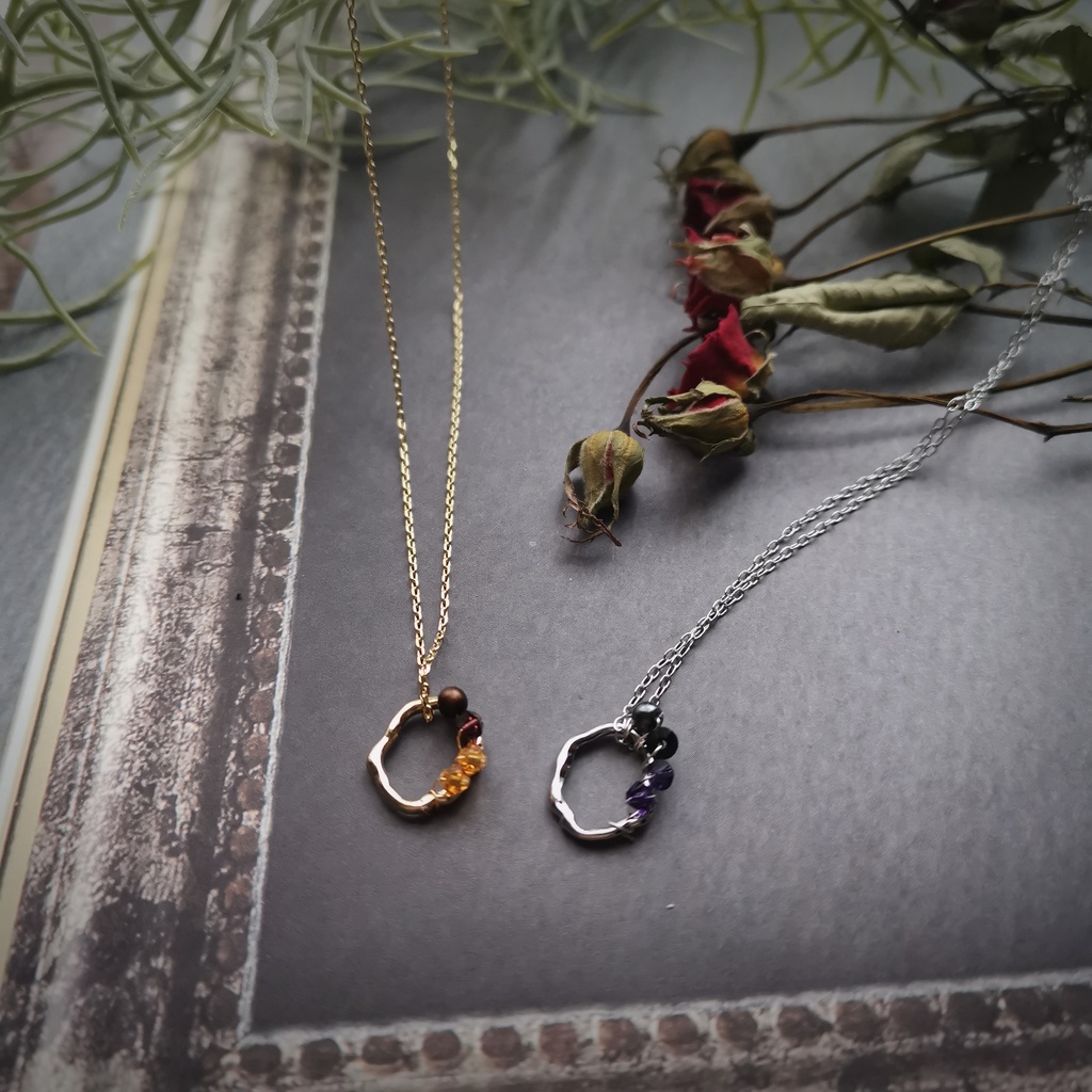 イケメン王子 彼色を胸に抱くプチペンダント