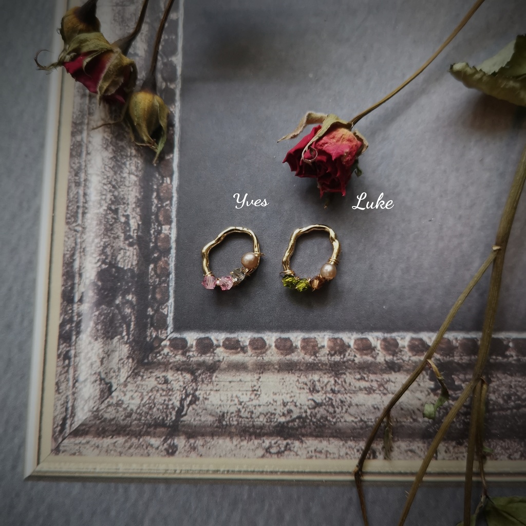 イケメン王子 彼色を胸に抱くプチペンダント