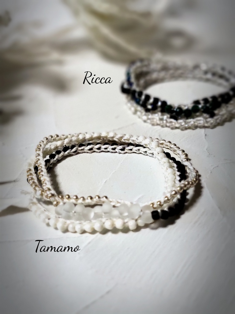 縁を結ぶ彼色ブレスレット