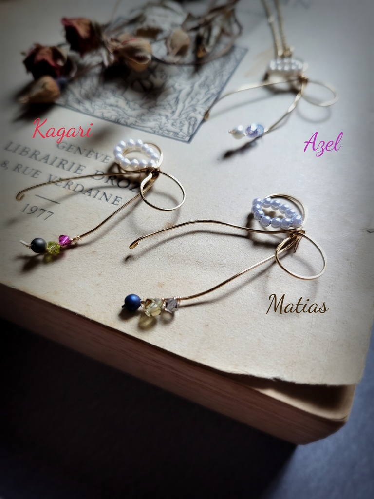 ゆれる、彼色を結んだリボンモチーフペンダント