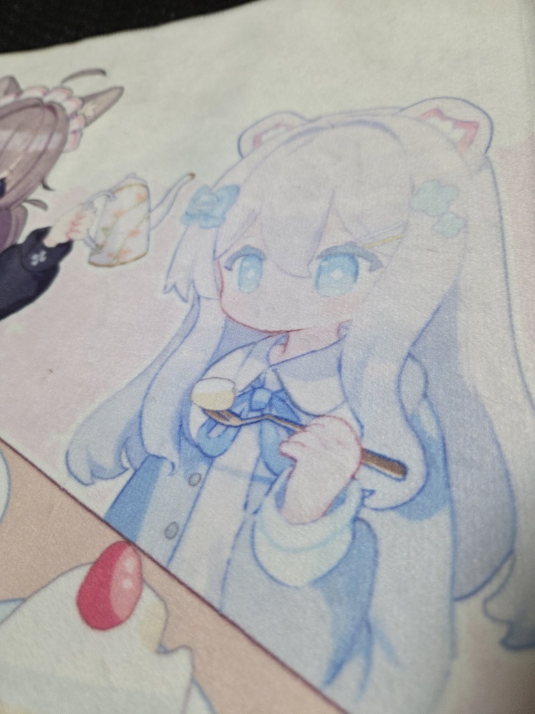 くるる先生描き下ろしハーフタオル
