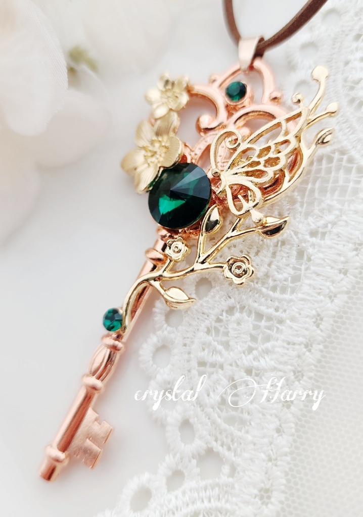 【蝶桜の大鍵】~金深緑~ピンクゴールドベース