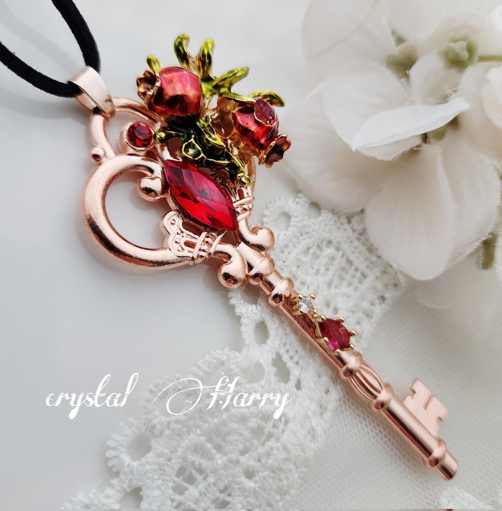 【柘榴の大鍵】~ピンクゴールドベース~