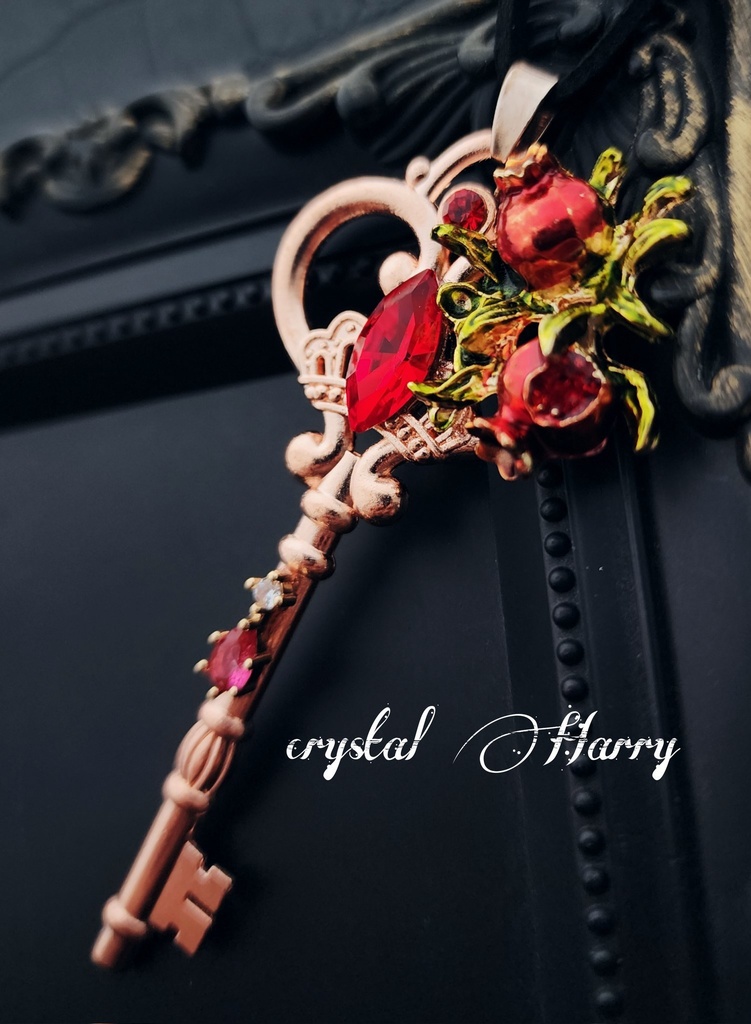 【柘榴の大鍵】~ピンクゴールドベース~