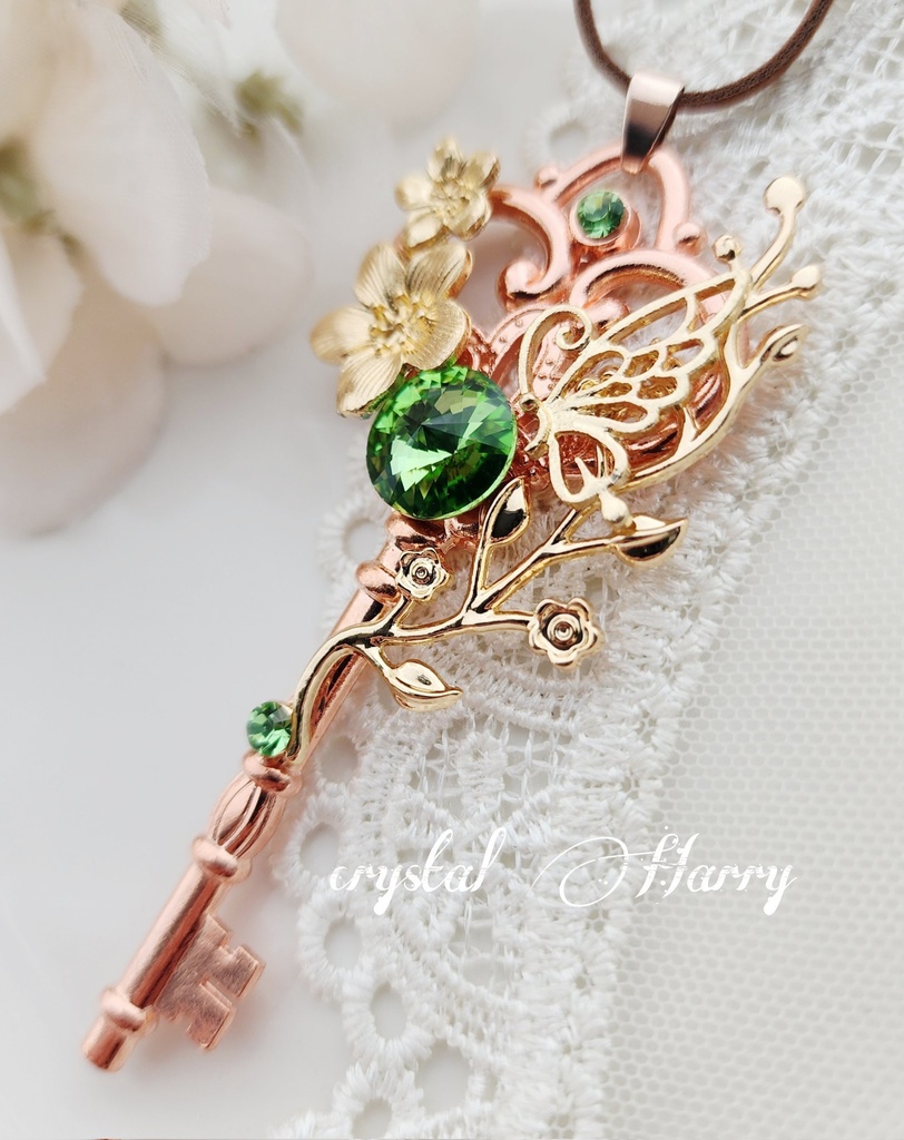 【蝶桜の大鍵】~金若草~ピンクゴールドベース