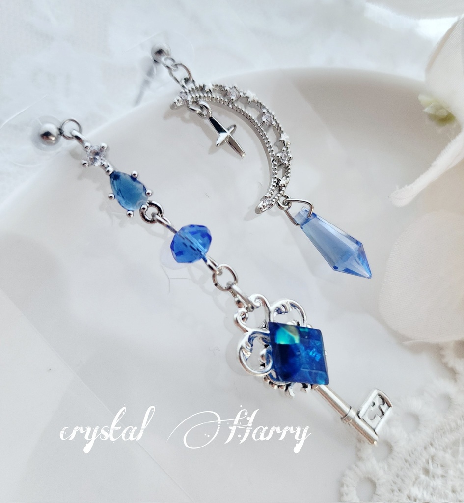 【魔法鍵と月宝石の耳飾り】~銀蒼~