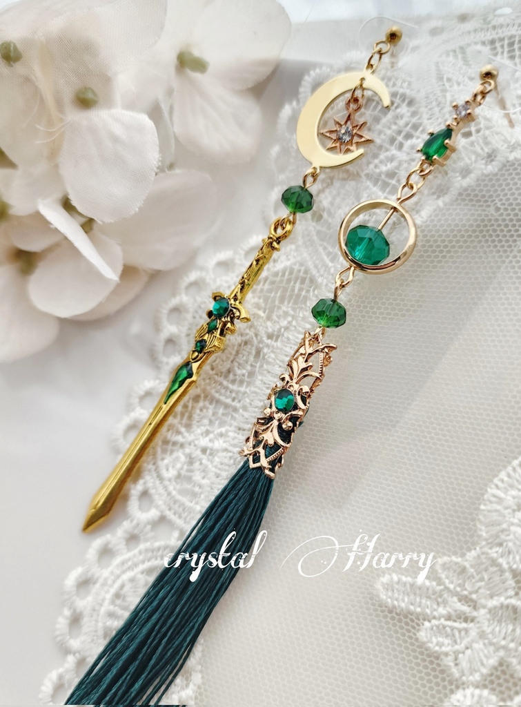 【聖騎士達の耳飾り】~金翠剣~