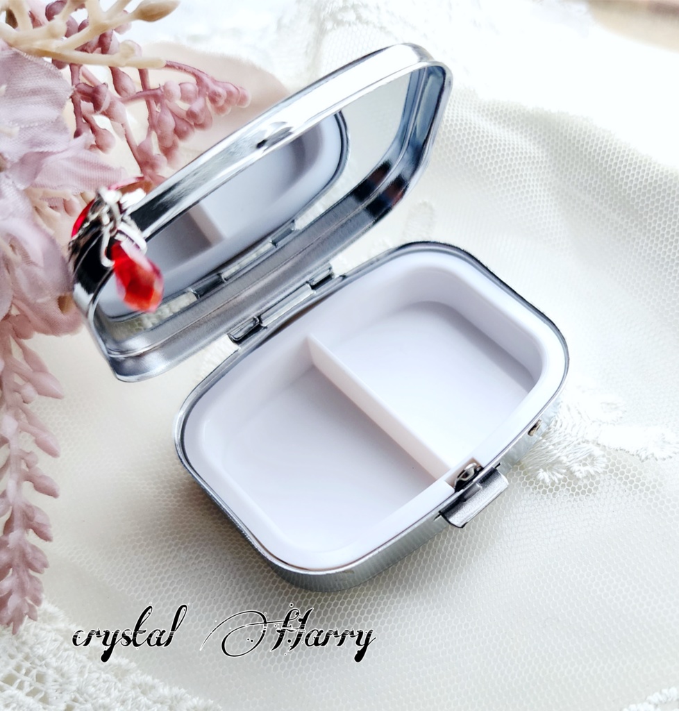 【彼岸の小物入れ】~紅の彼岸~ピルケース