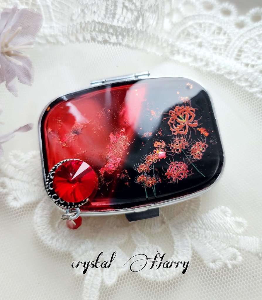 【彼岸の小物入れ】~紅の彼岸~ピルケース