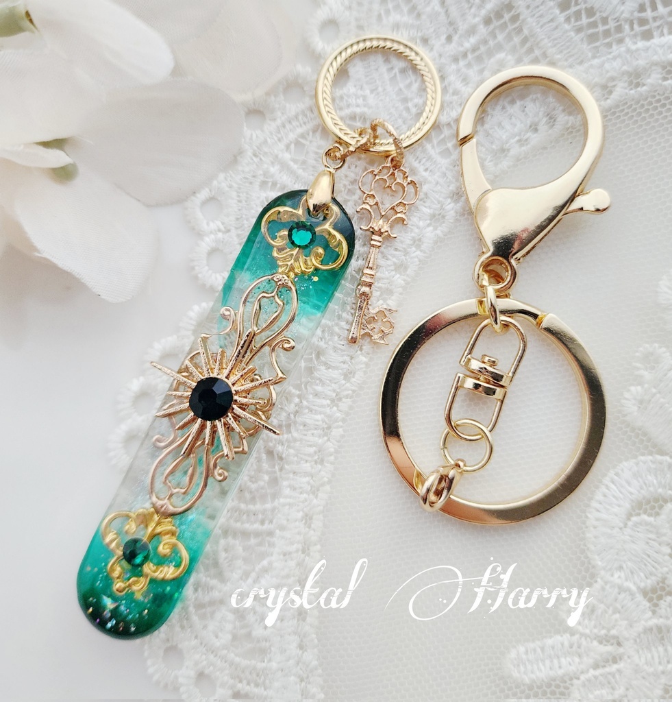 【魔法鍵の装飾品】~エメラルド~ネックレス&キーリング