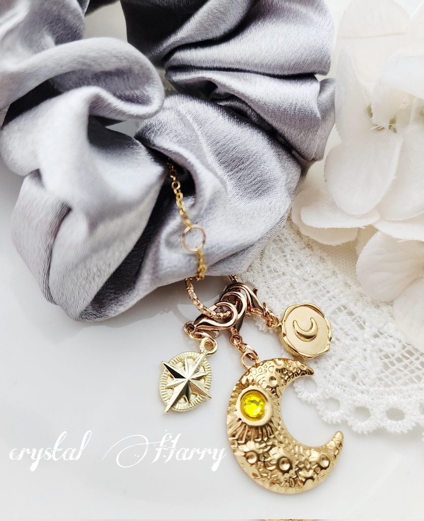 【月光の髪飾り】~金の三日月~シュシュブレスレット