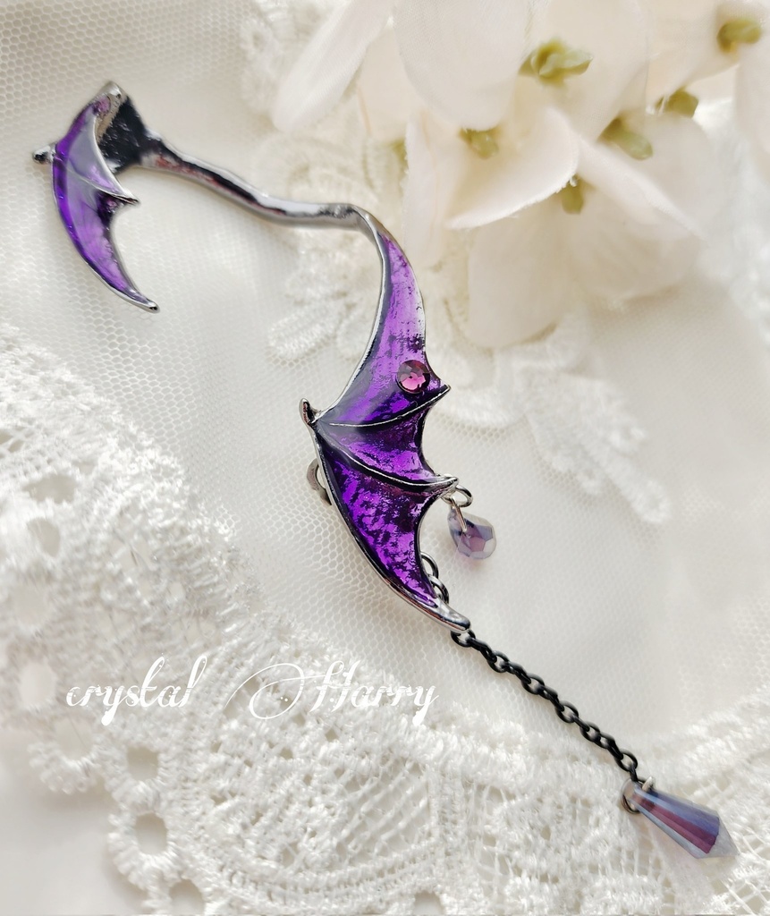 【悪魔の耳飾り】~チタンブラック~妖紫~イヤークリップ