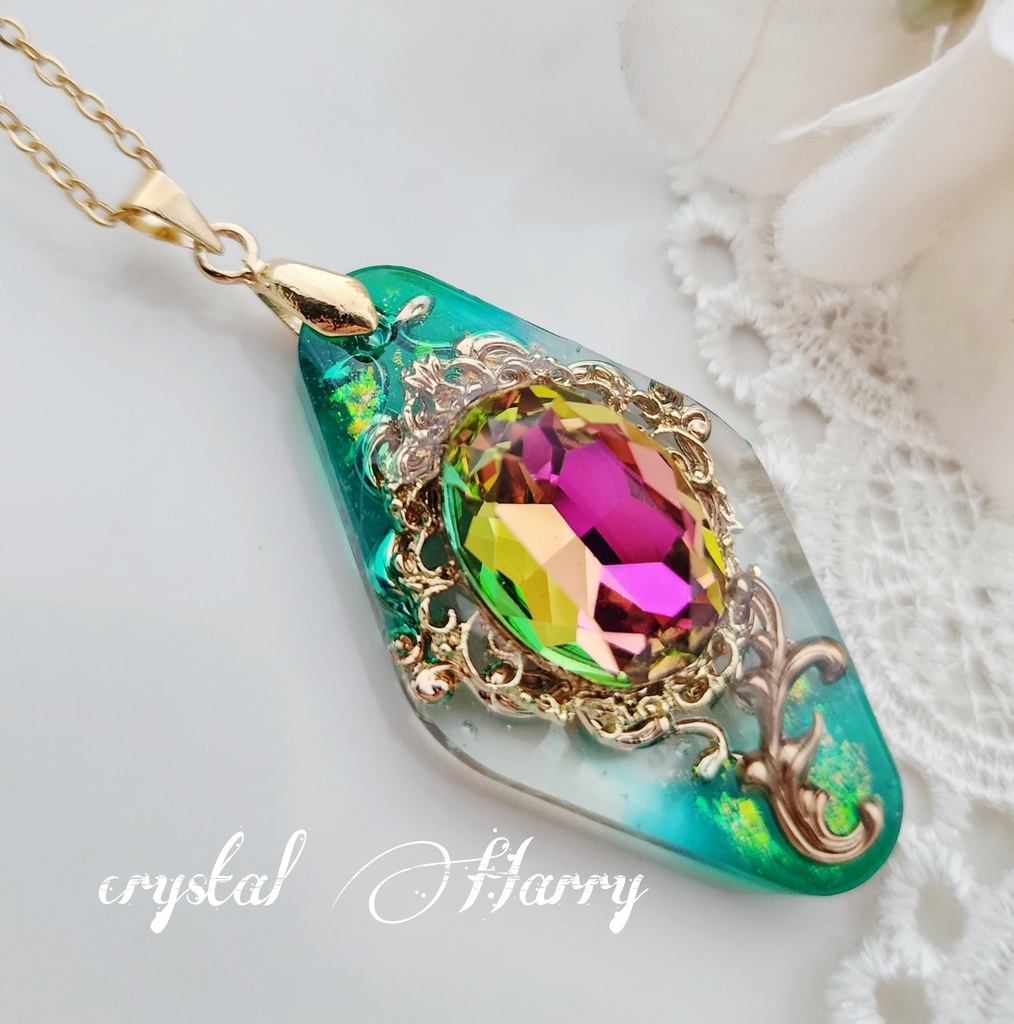 【宝石結晶の首飾り】~金翡翠~