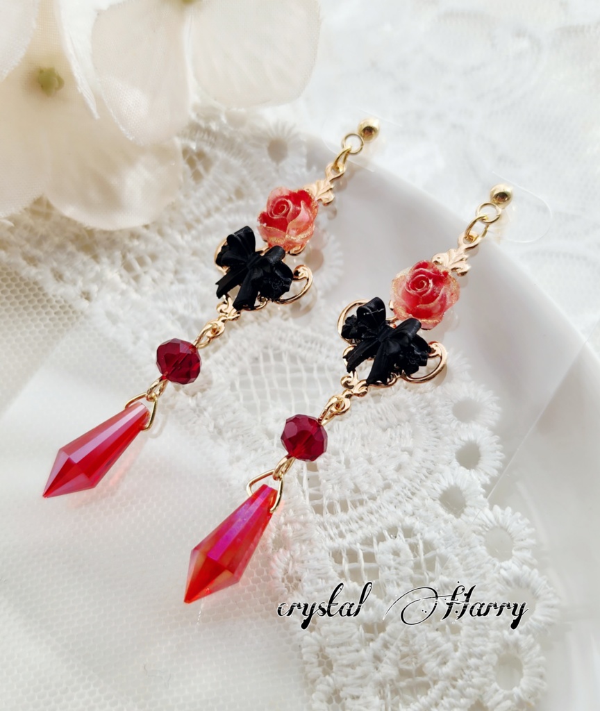 【薔薇結びの装飾品】~ロイヤルレッド~耳飾り