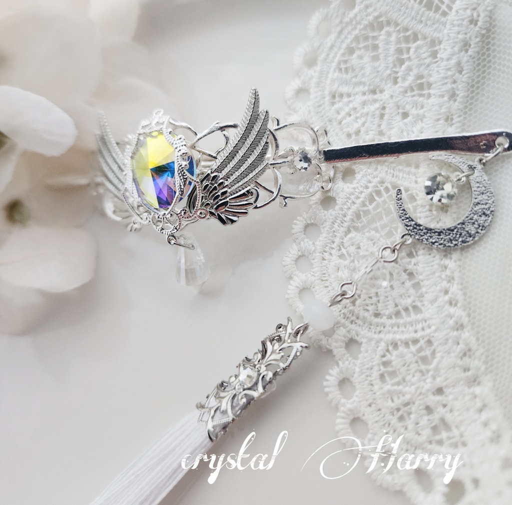 【セレニティの髪飾り】~白銀月~マジェステ