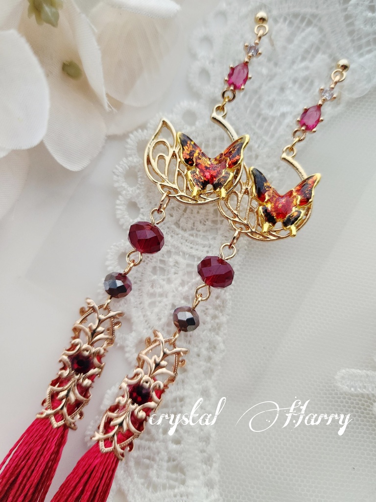 【雅蝶の耳飾り】~金赤黒蝶~