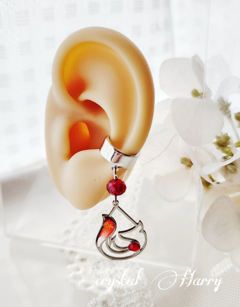 【管狐の耳飾り】~銀赤~イヤーカフ