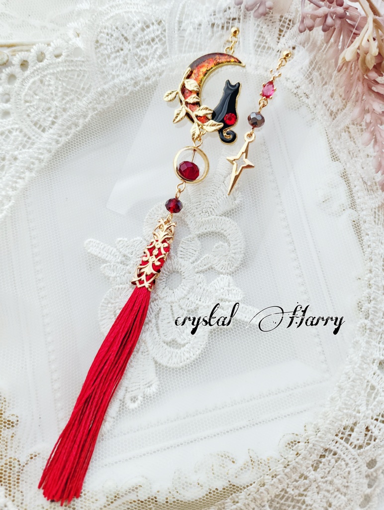 【夜月猫の耳飾り】~紅~