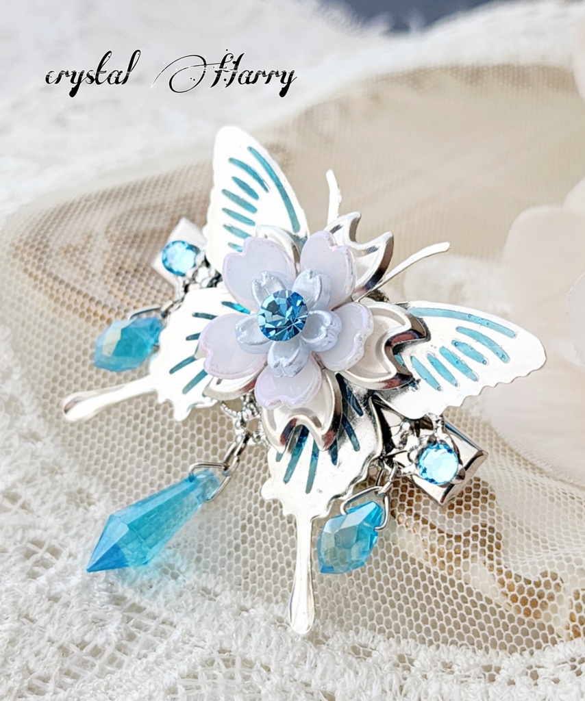 【透桜蝶の髪飾り】~水桜~ミニヘアクリップ