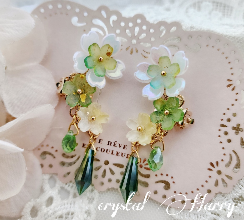 【桜日和の耳飾り】～葉桜～クリップイヤリング