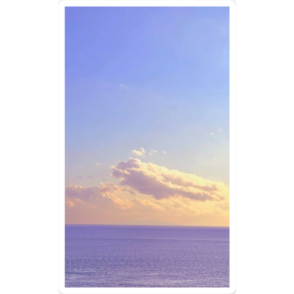 江ノ島の空と海 紫