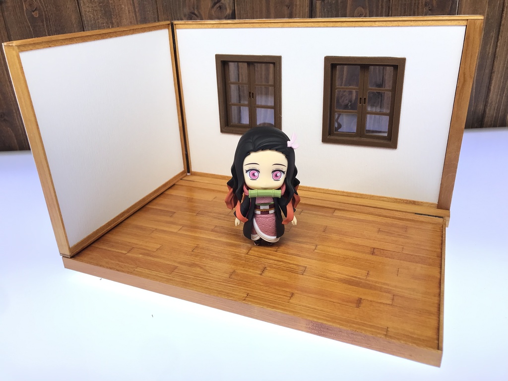 ブック型ドールスタンドM洋室