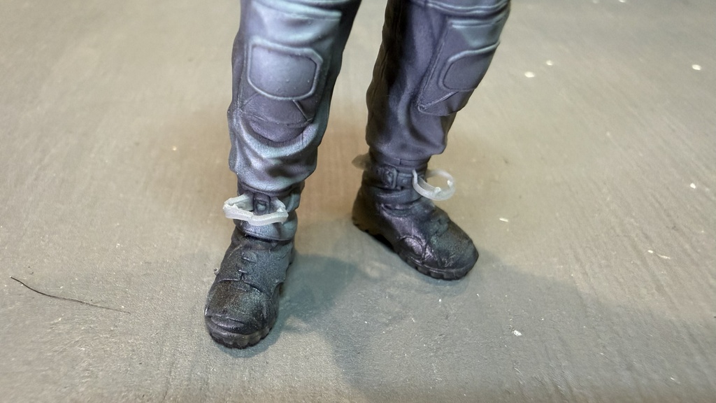 ベテラン男性メカニック・整備士|1/20 プリント品