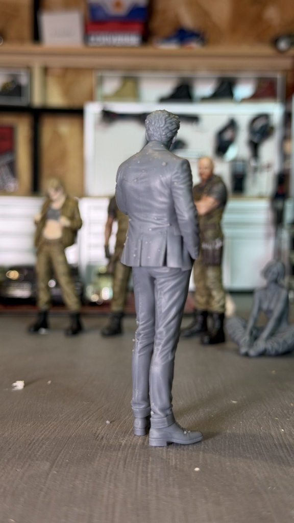 08_一服中の紳士 1/20|ミリタリー SF ジオラマ用 3Dプリント品