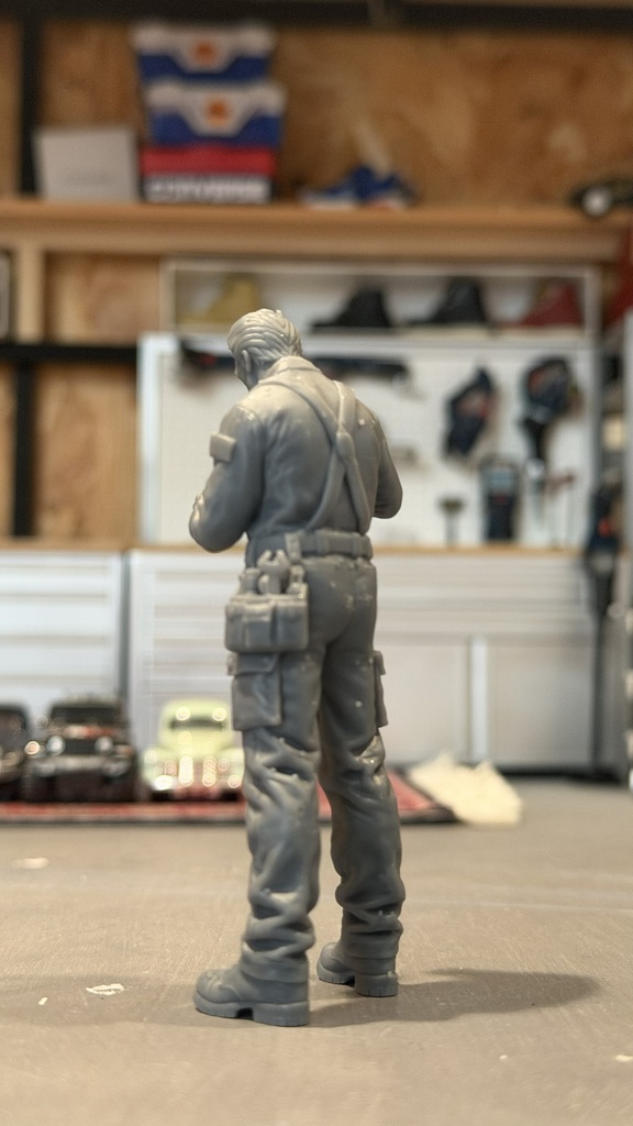 10_作業中の整備士1/20|ミリタリー SF ジオラマ用 3Dプリント品