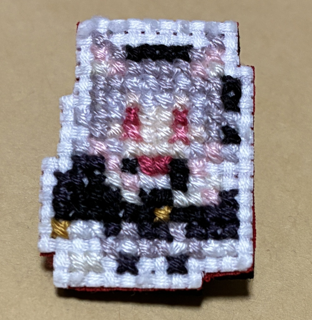 小夜さんピンバッジ