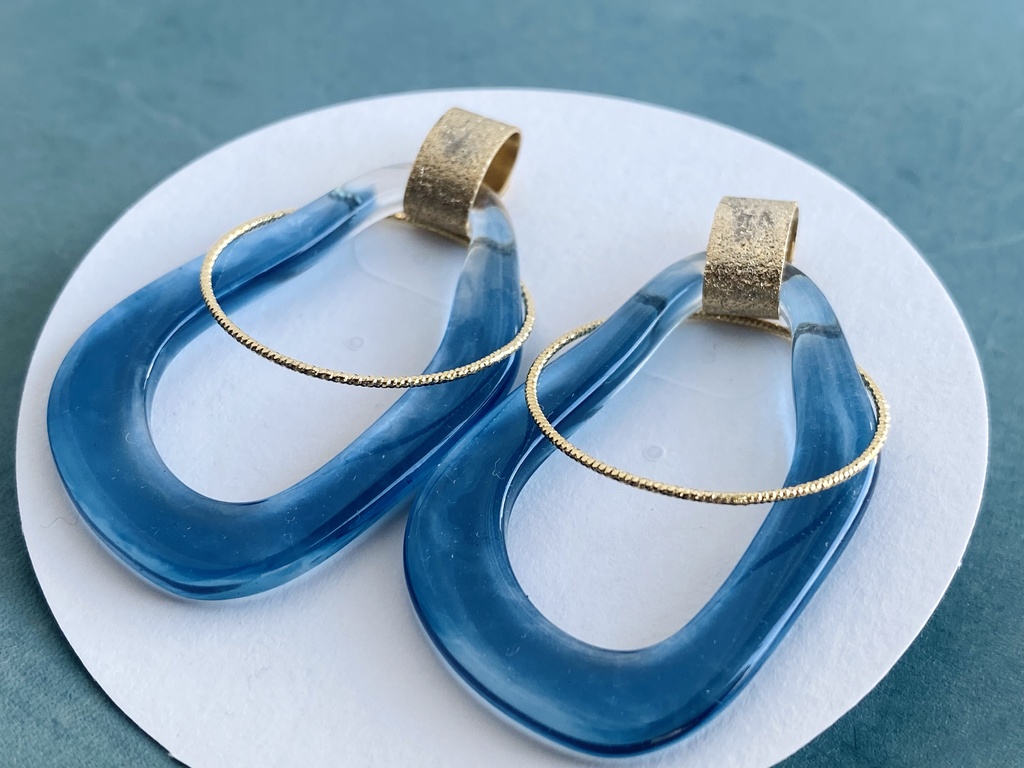 エーテライトモチーフ ピアス