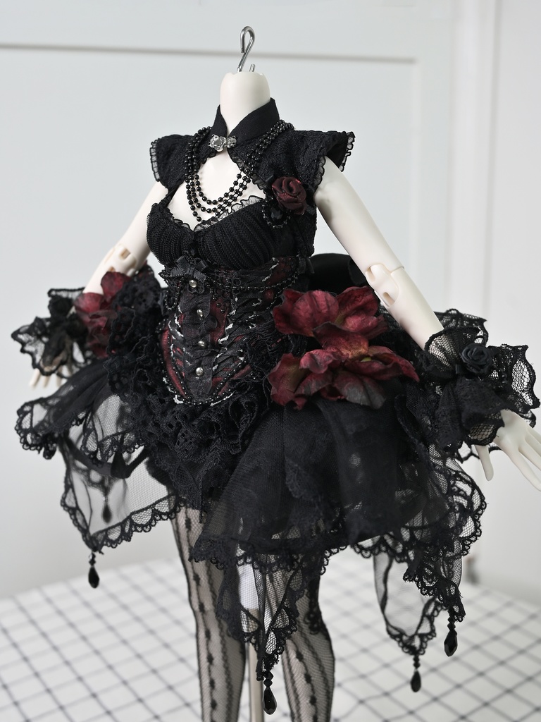 1/4ドール服 ゴシック風 ウエストシェイプ 赤黒 9点セット