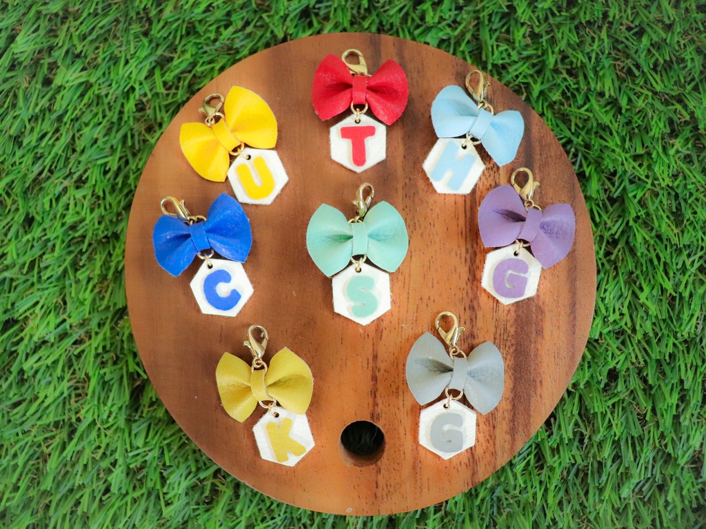 金狼 銀狼 dcstフラスコ型 缶バッジ・マルチホルダー