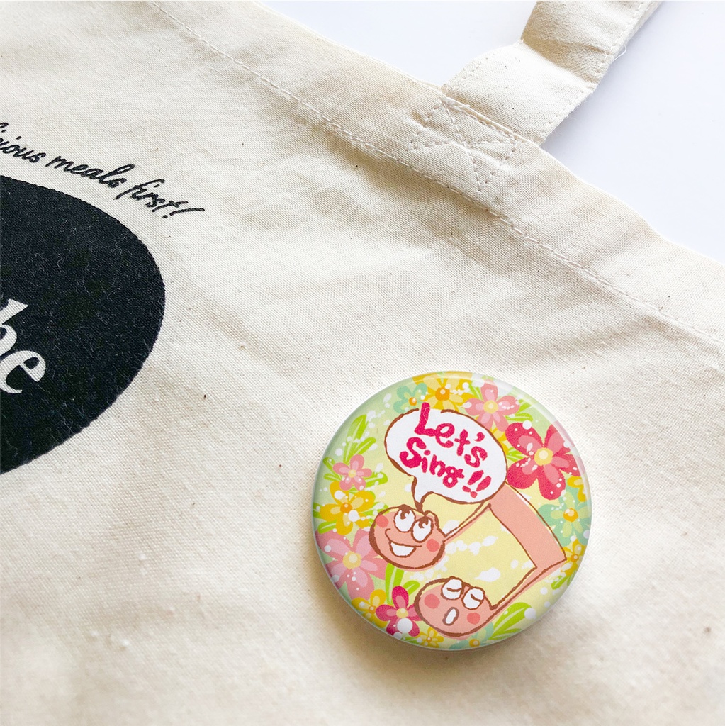 【なかよしおんぷ】缶バッジ(さあ歌え!と迫ってくるおんぷ): あんしんBOOTHパック(匿名発送)