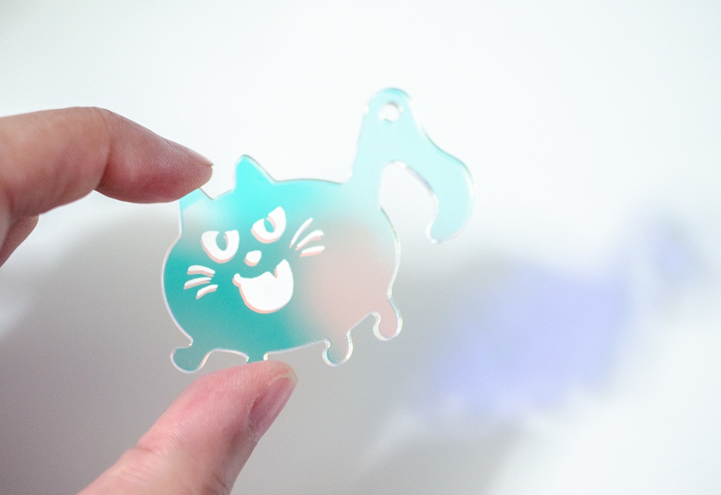 【おんぷネコ♪】アクリルキーホルダー(ゆらゆらオーロラ): あんしんBOOTHパック(匿名発送)