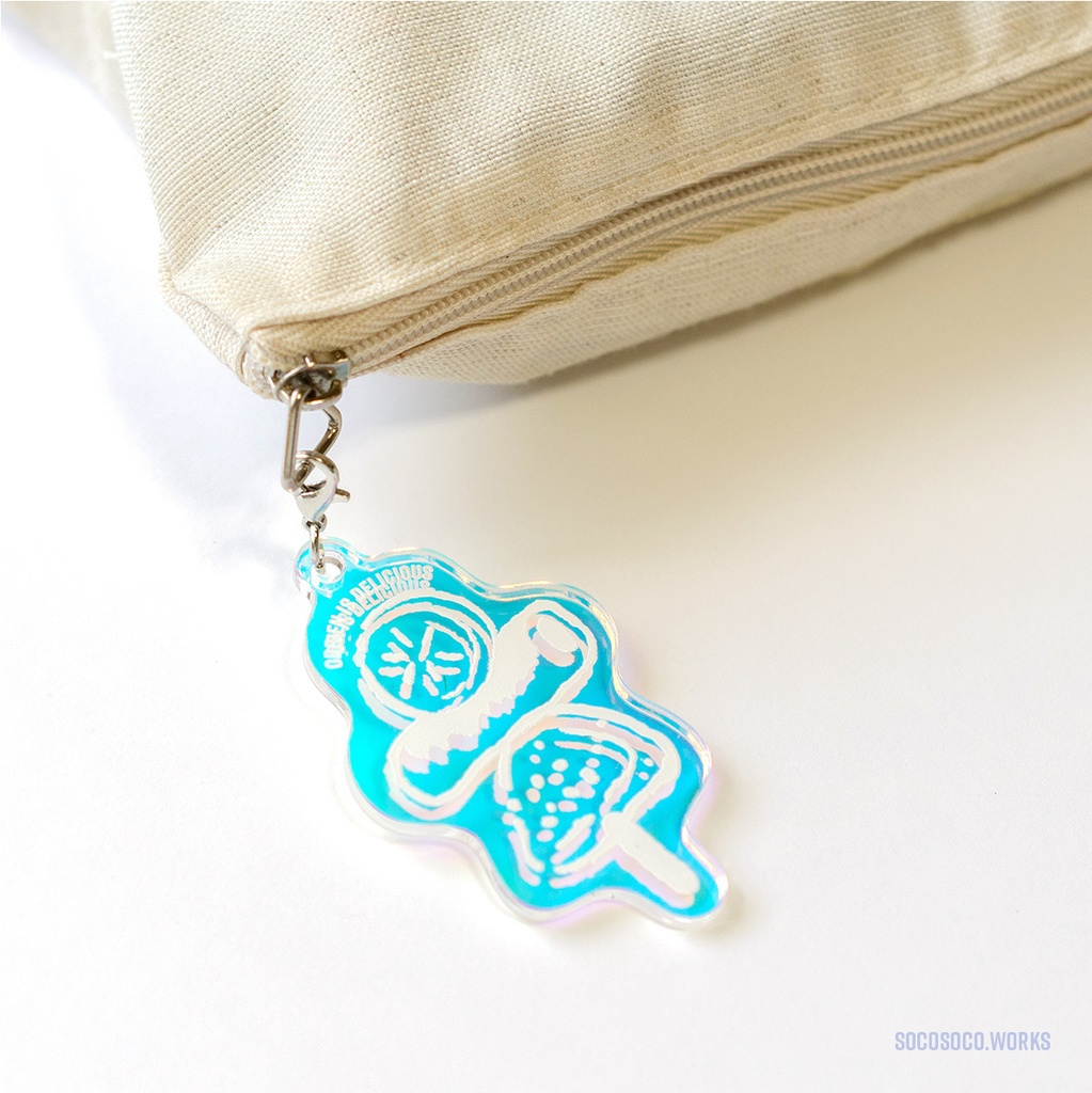 【カモノハシ?のだばしくん】の、”おでん”アクリルキーホルダー(ゆらゆらオーロラ): あんしんBOOTHパック(匿名発送)