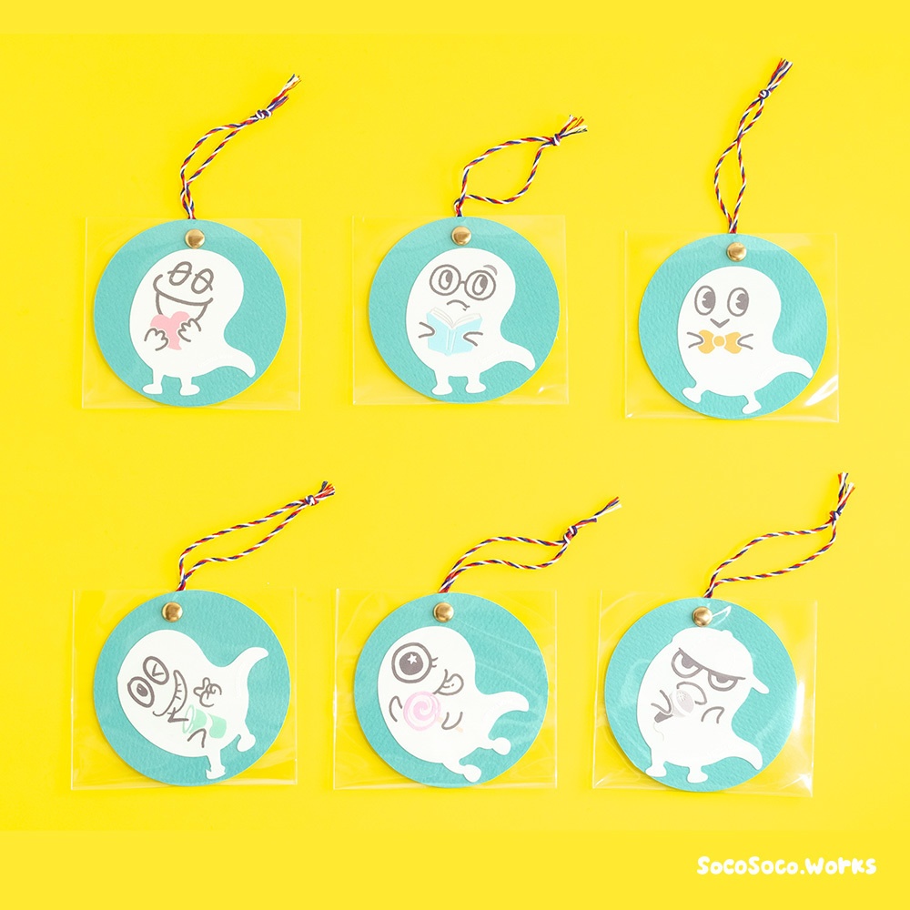 【テクテクおばけ】蓄光ステッカー: あんしんBOOTHパック(匿名発送)